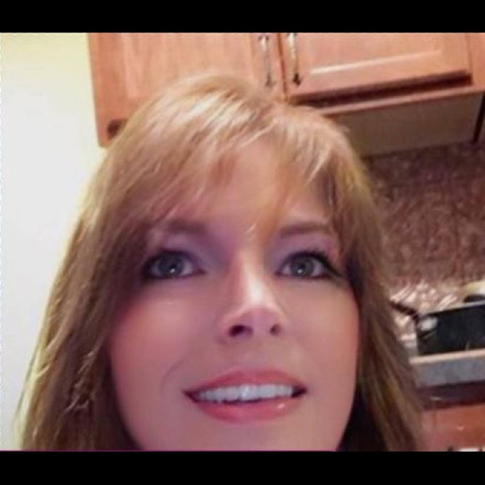 Meet your Posher, Tina